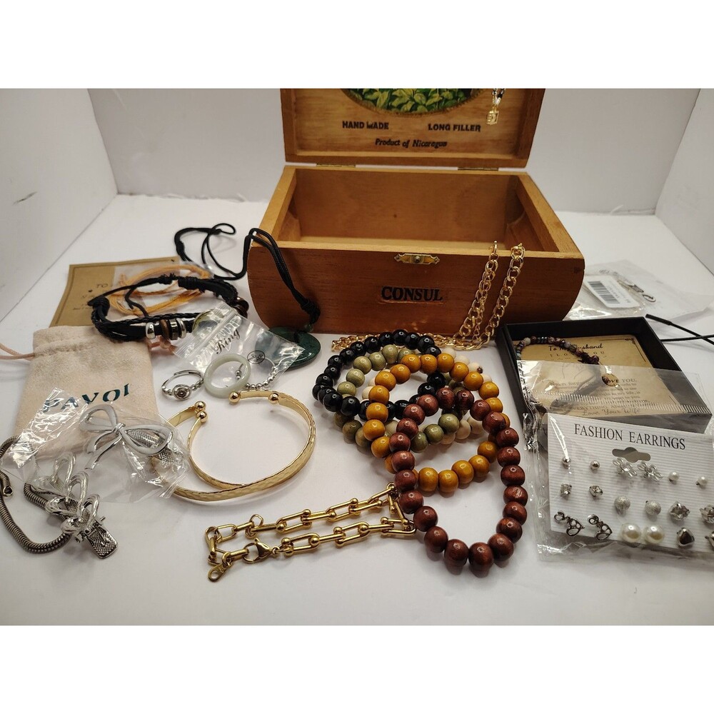 New Jewelry lot with jade necklace , rings earrings and Bracelets